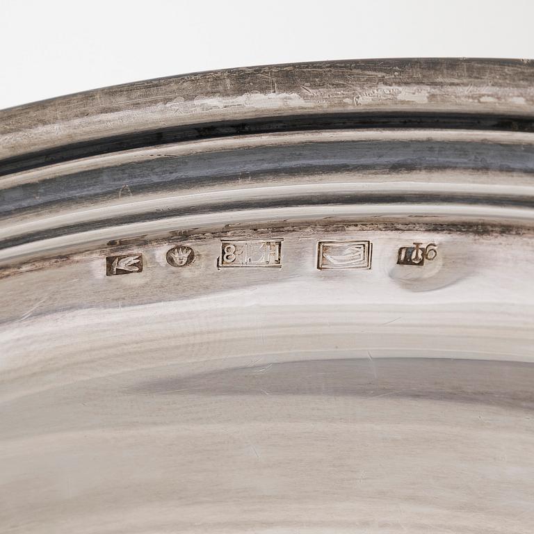 Tarjotin, hopeaa, suomalaiset tuontileimat.