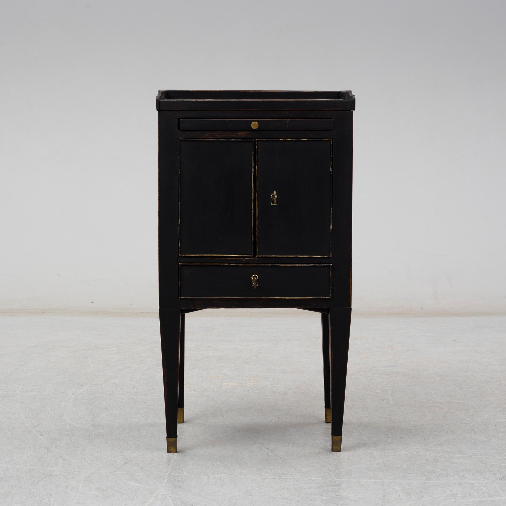 SÄNGBORD, 1800-tal.