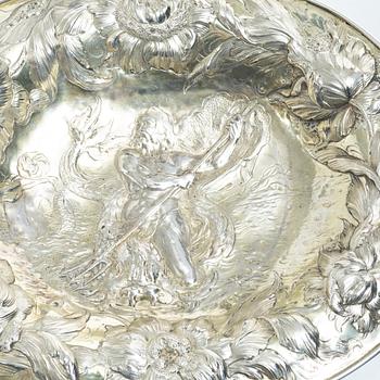 A Northern Europe Baroque silver plate, unmarked. 17th/18th century.