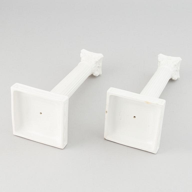 Gustavsberg, ljusstakar ett par, flintgods, 1900-talets början.