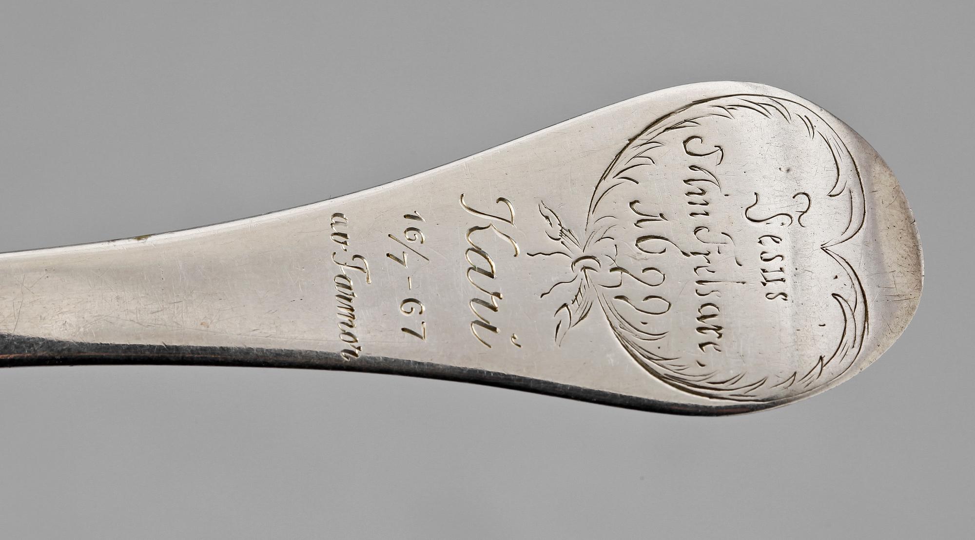 SKED, silver, trol Johan Falckman Halmstad verksam 1721-1734(36). Vikt ca 39 gram.
