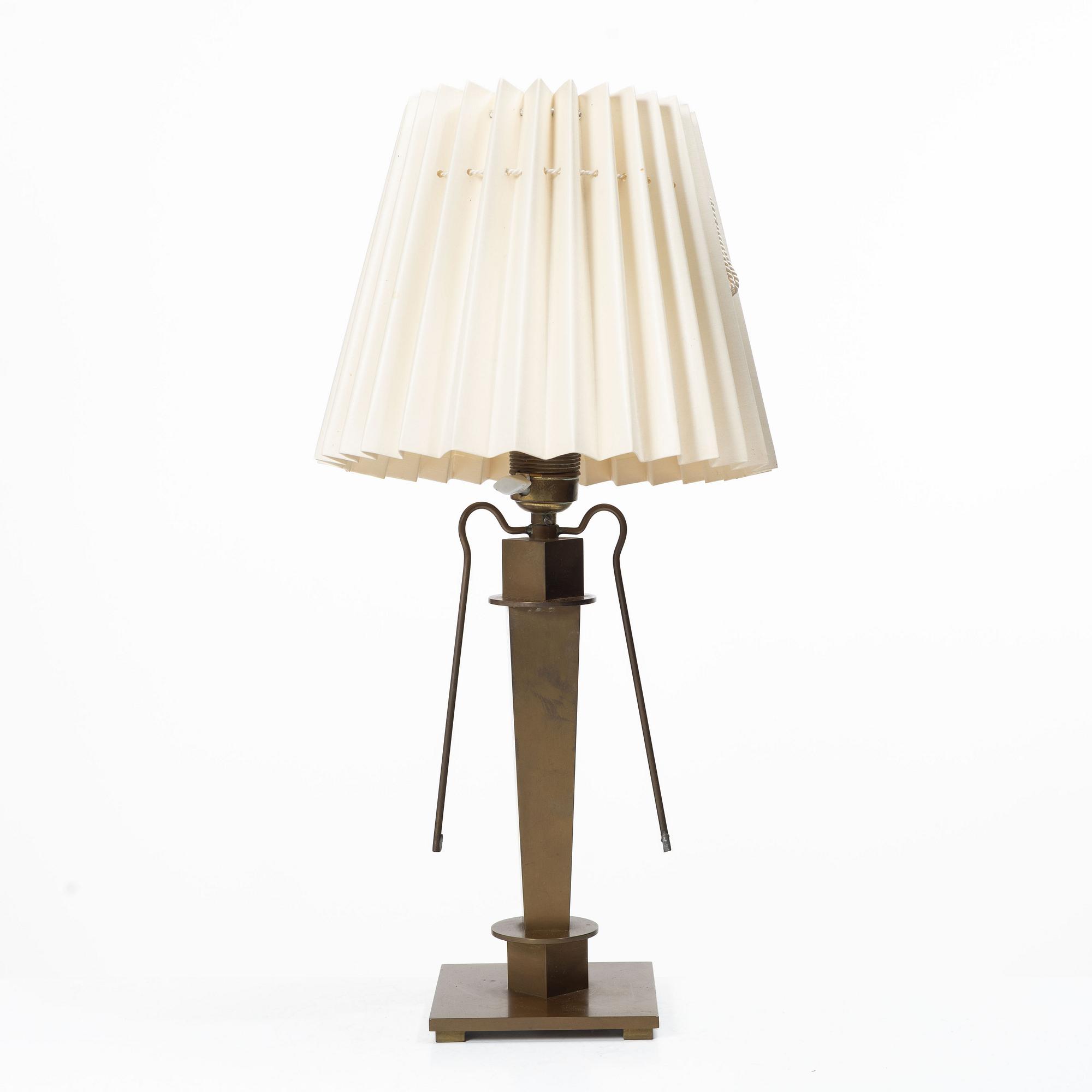 A table lamp, first half of the 20th century.
