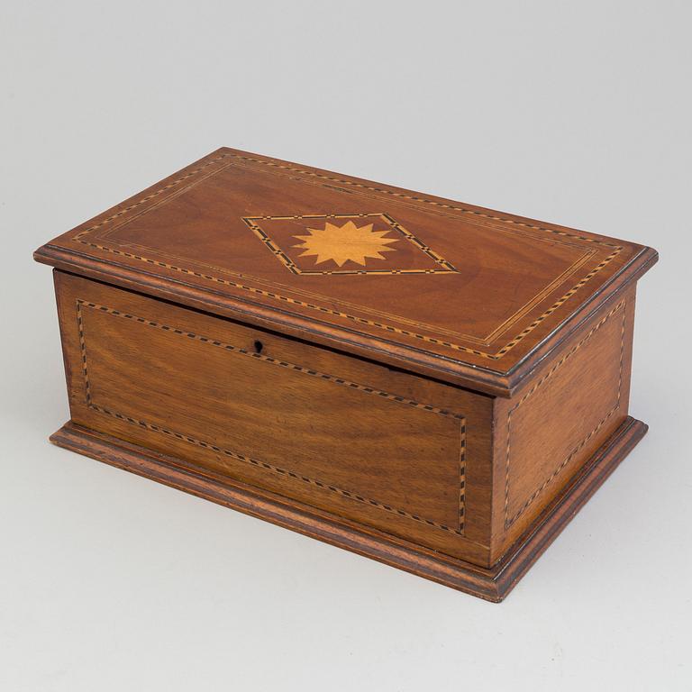 A mahogany humidor, late 19th Century.