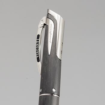 FOUNTAIN PEN, Visconti "Pininfarina Carbongrafite", Florence, Italy.