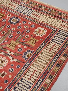 Märta Måås-Fjetterström, Matta, "Röda trädgårdsmattan", flossa, ca 335,5-337,5 x 224,5-230,5 cm, signerad AB MMF.