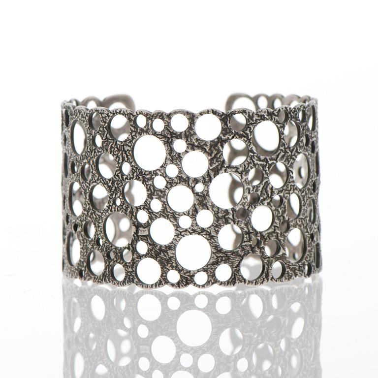 LIISA VITALI, bracelet, silver. Helsinki Finland 1967.