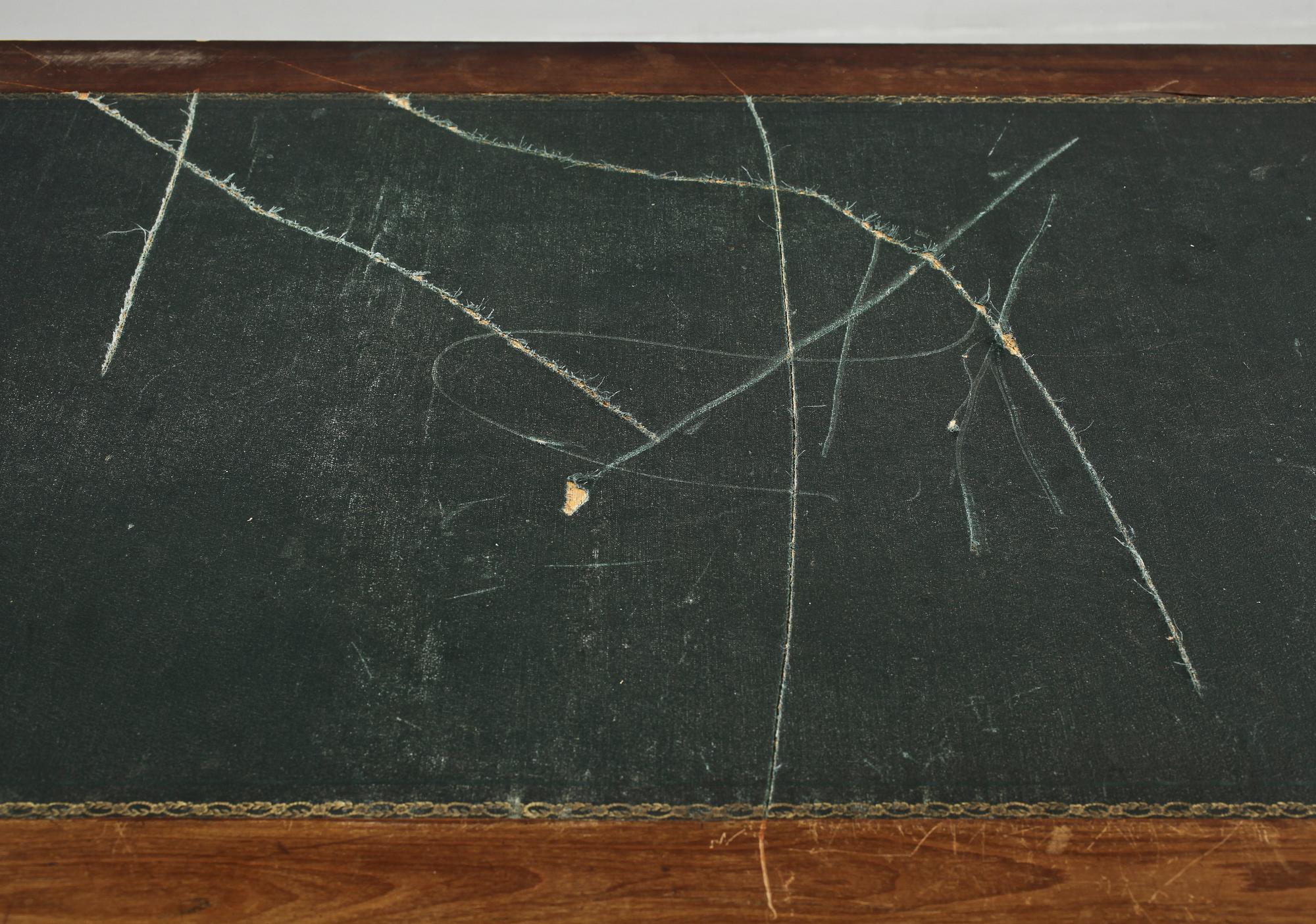 SKRIVBORD, 1900-talets första hälft.