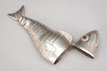 LUKTDOSA, silver, 1900-tal, vikt 25g.