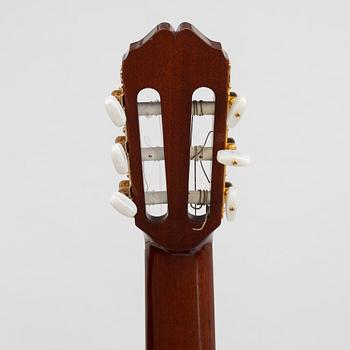 Kazuo Yairi, Alvarez, 3/4 akustisk gitarr, "CY127CE", Japan, 1996.