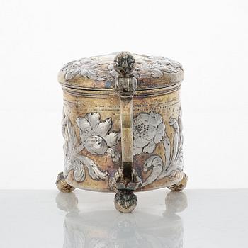Johan Ståhle, miniatyrdryckeskanna, silver, (verksam i Stockholm 1677-1687 (1694)). Barock.