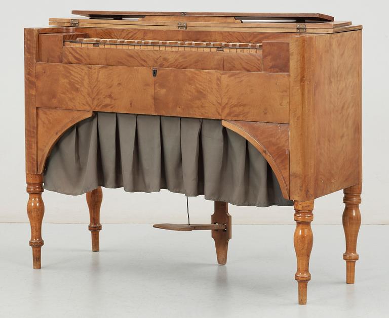 TRAMPORGEL, senempire, 1800-talets mitt.