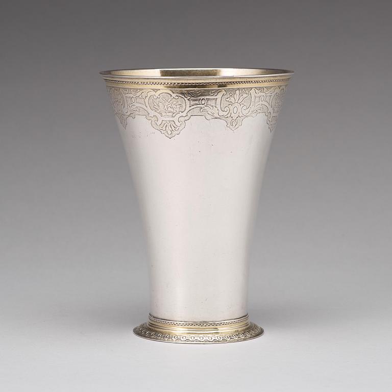 Gustaf Stafhell d ä, bägare, silver, Stockholm 1742.