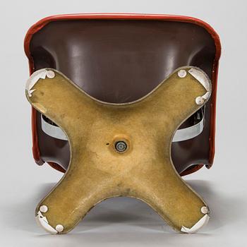 Yrjö Kukkapuro, nojatuoli, "Karuselli" Haimi, 1960-luku.