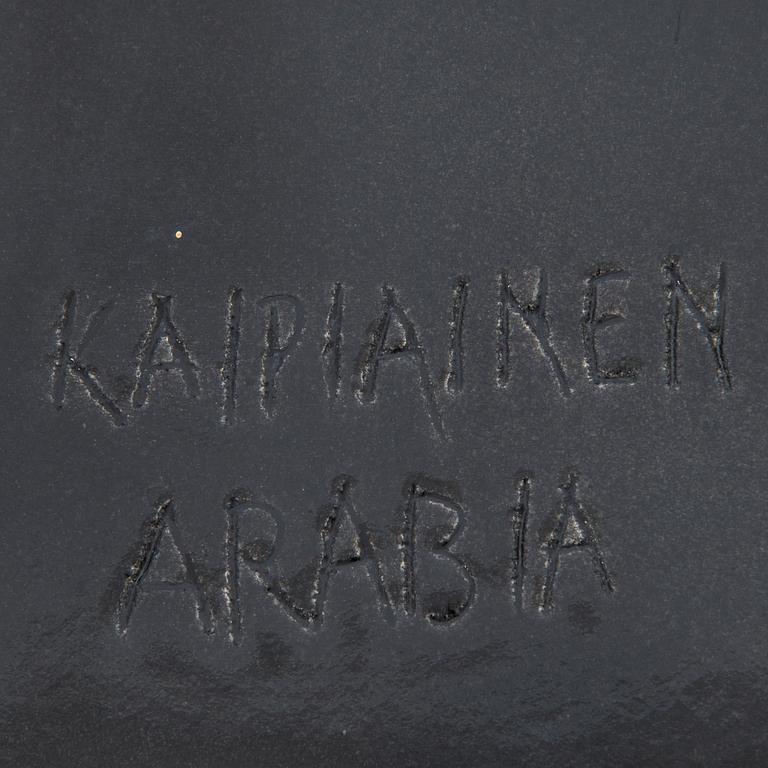 BIRGER KAIPIAINEN, a decorative plate signed Kaipiainen Arabia.