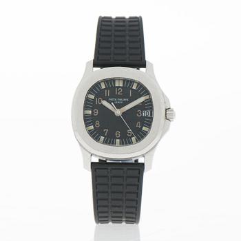 PATEK PHILIPPE, Aquanaut, wrist watch, 35 mm.