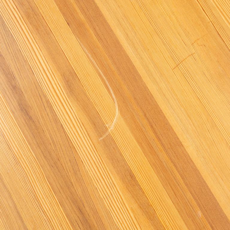 Göran Malmvall, a seven-piece dining suite Svensk Fur, 1970s.