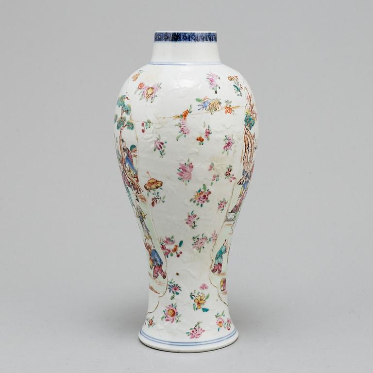 VAS, kompaniporslin. Qingdynastin, Qianlong (1736-95).