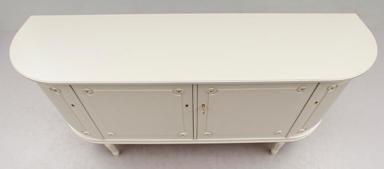 SIDEBOARD, gustaviansk stil, 1900-talets andra hälft.