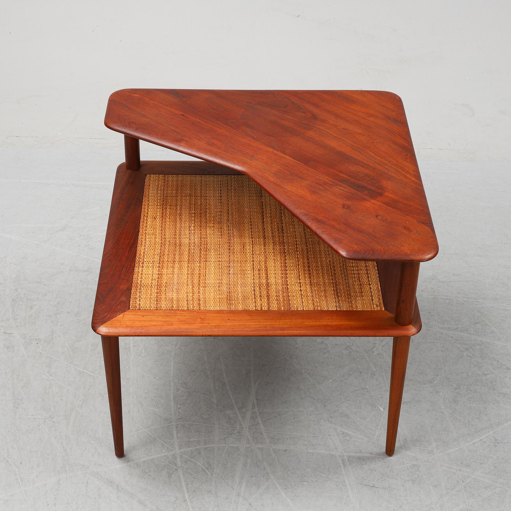 Peter Hvidt & Orla Mølgaard Nielsen, a 'Minerva' coffee table by France & Son.
