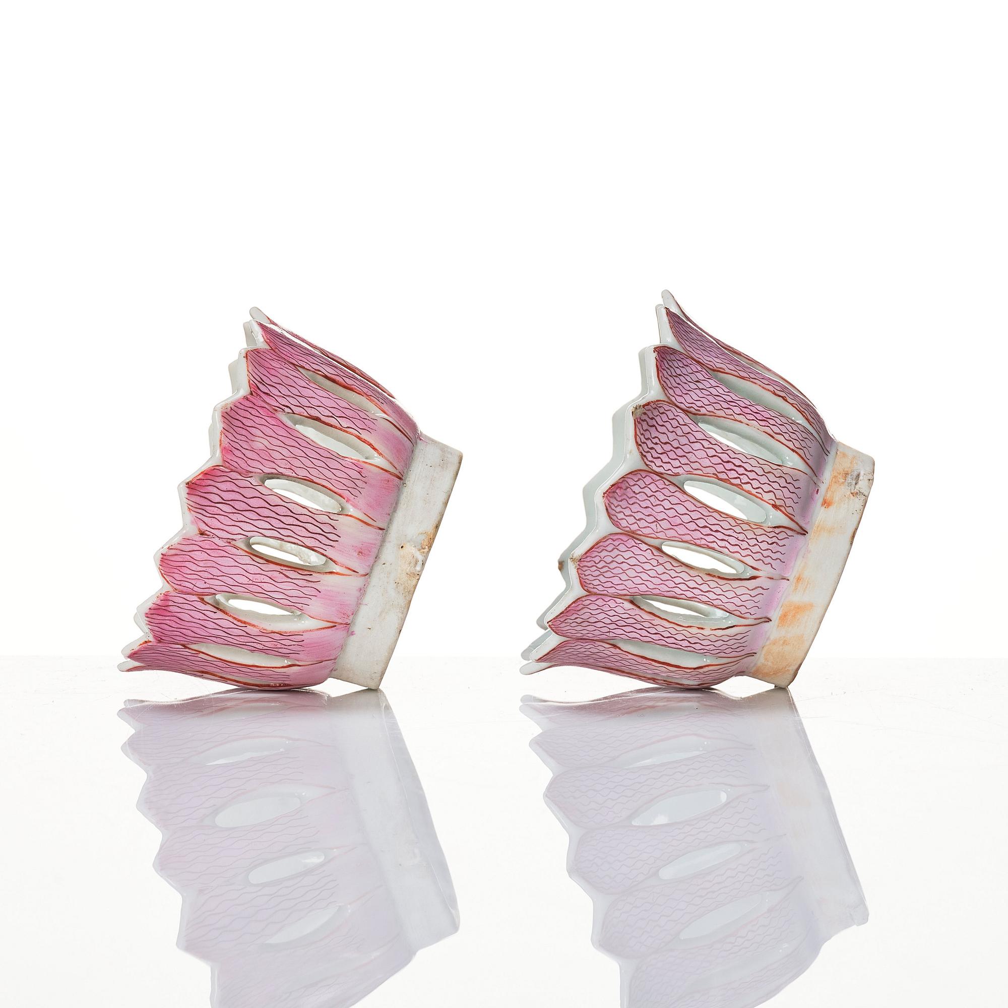 A pair of famille rose trembleuses, Qing dynasty, 18th Century.