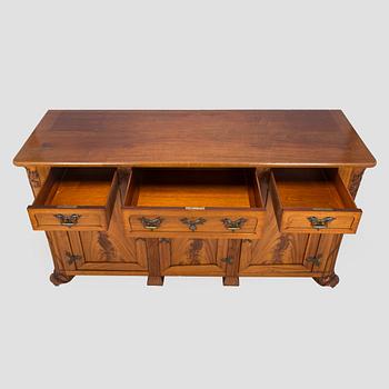 Karl Tirén, Senkki, A.B Naeslunds Möbelfabrik, Uumaja, n. 1901. Jugend.