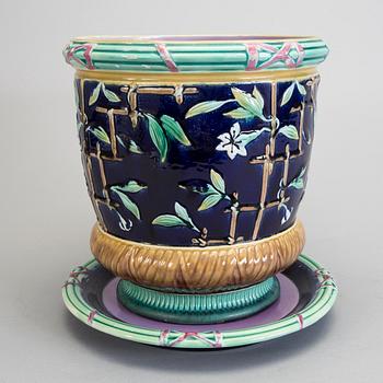 A majolica flower pot from Gustafsberg late 19th century.