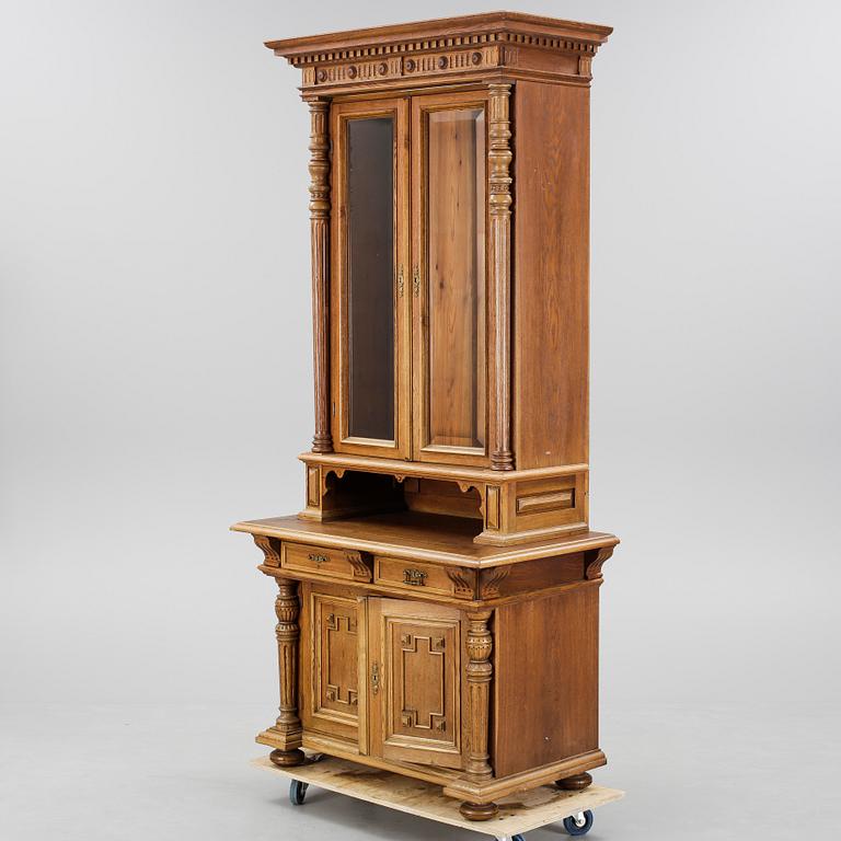 BOKSKÅP, nyrenässans, 1800-talets slut.