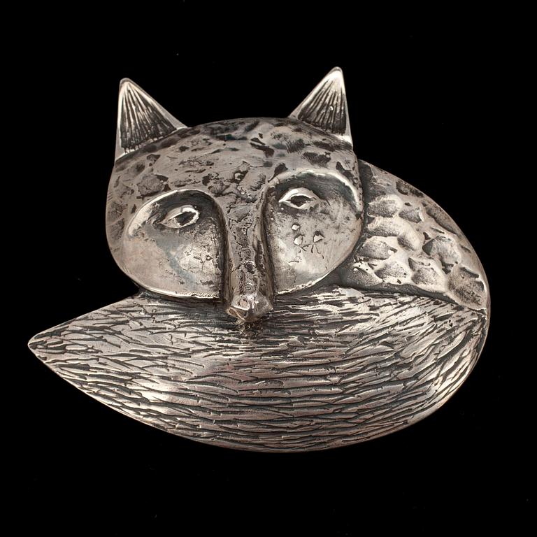 BROSCH, sterling silver, "Räven" Eila Minkkinen 2011.