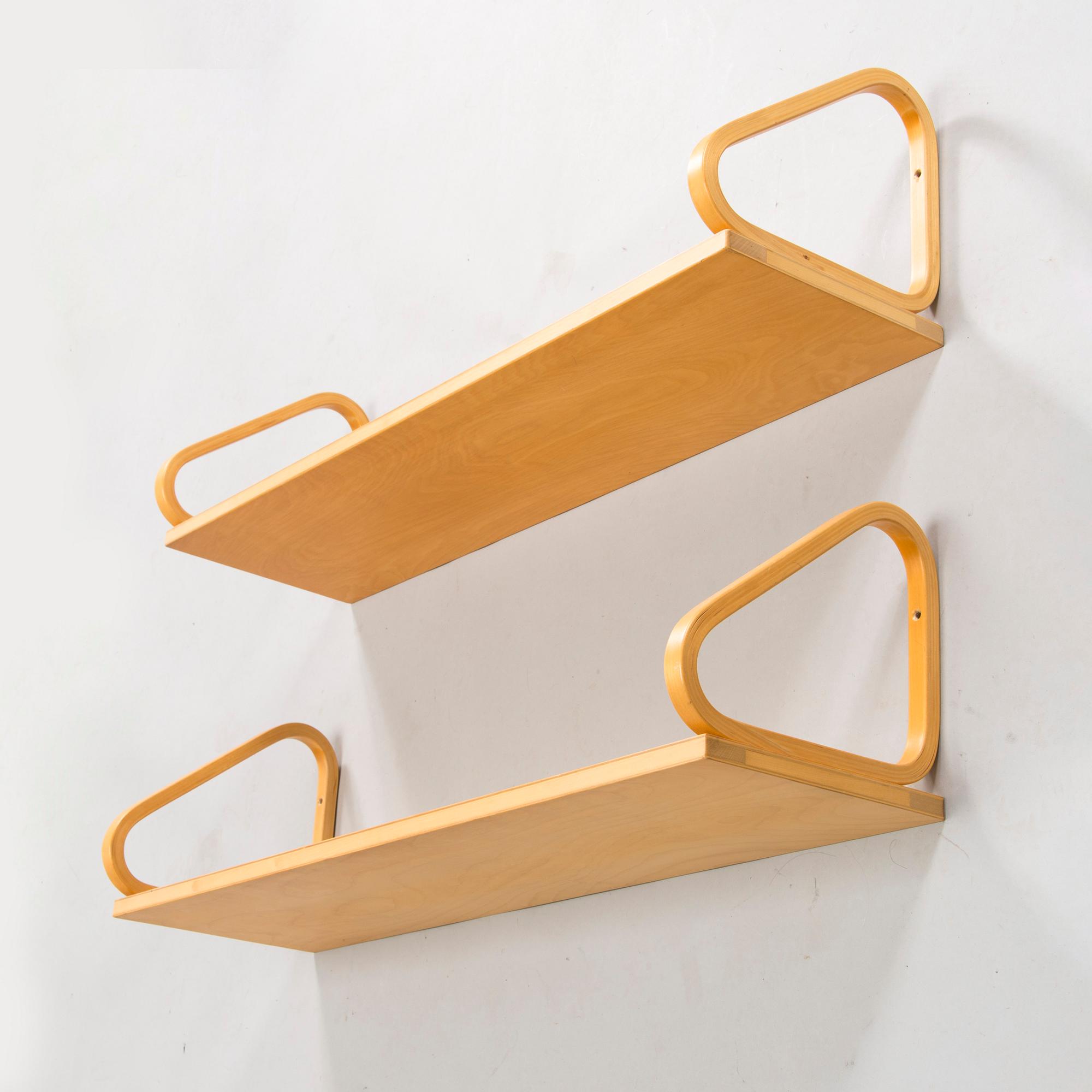 Alvar Aalto, a pair of '112B' shelves, Artek, late 20th century.