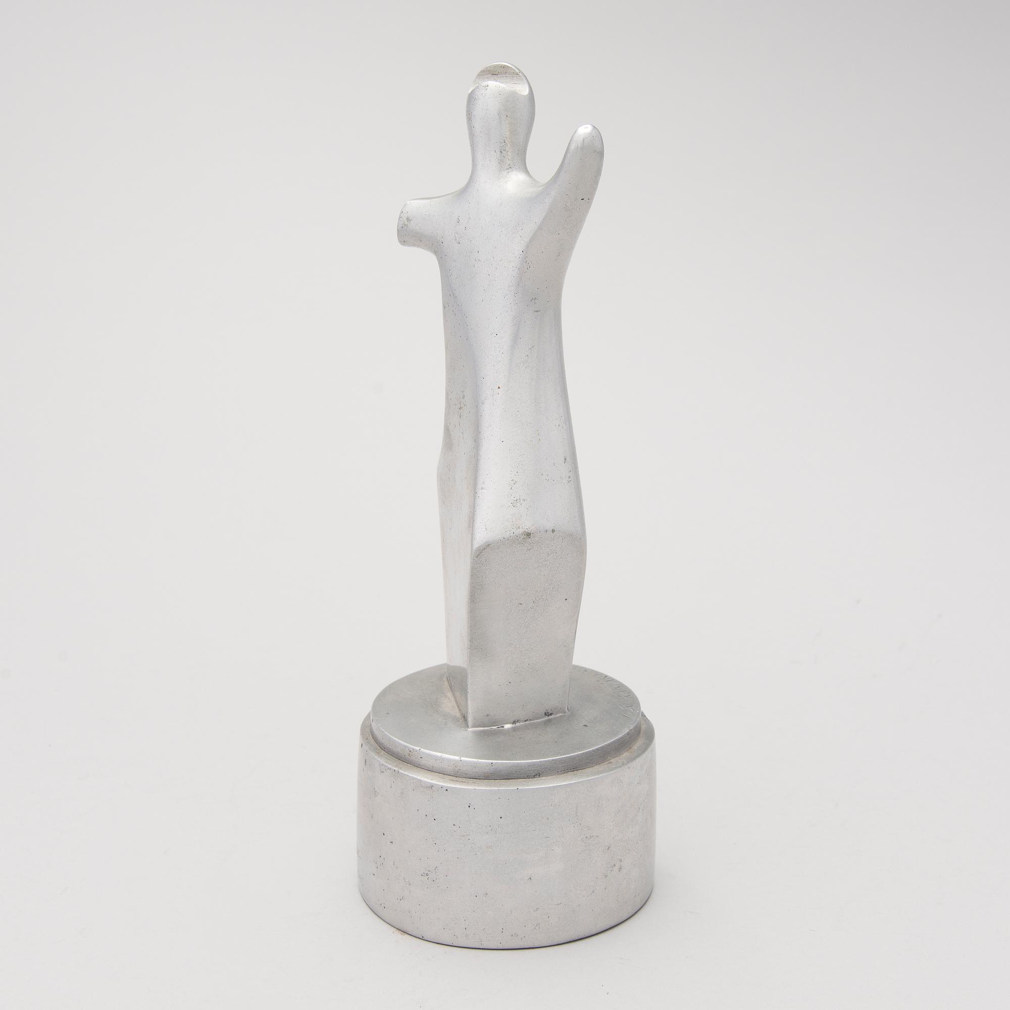 An aluminium sculpture, signed and numbered 5/7, dated -85.