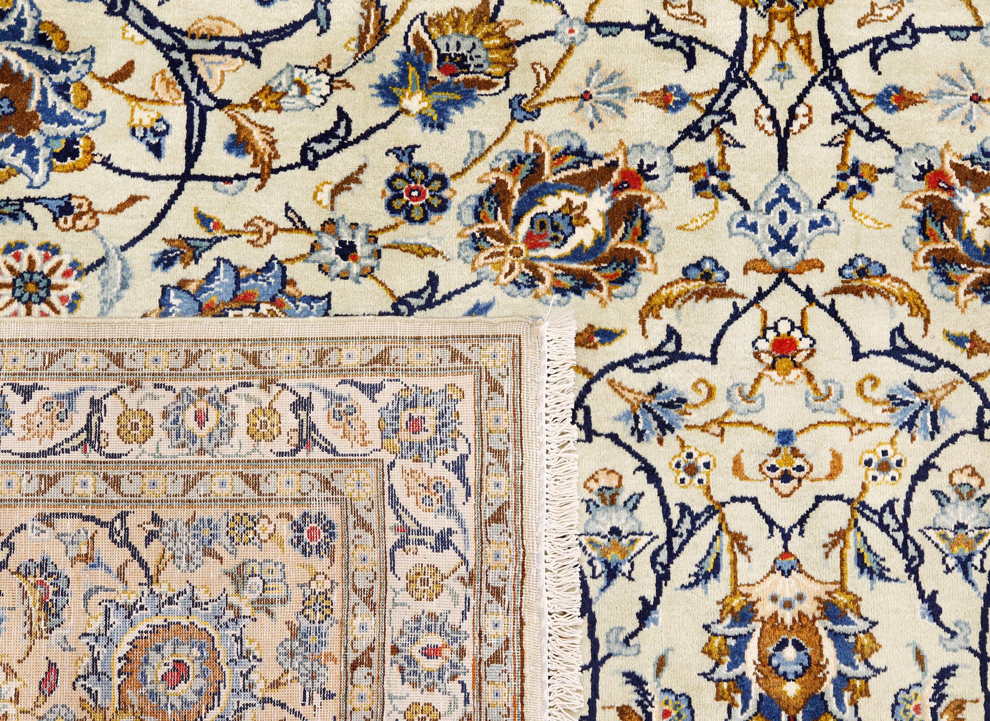 A Keshan carpet, c. 402 x 300 cm.