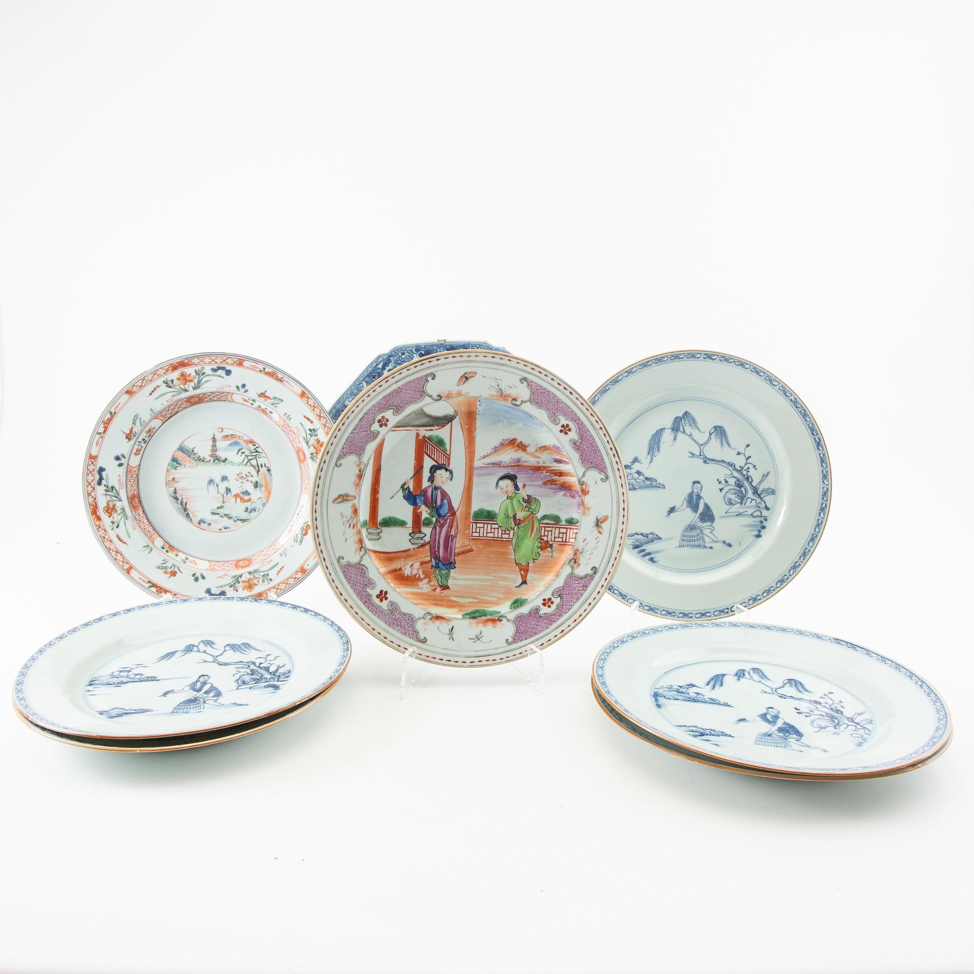 Plates 8 pcs China 17th-18th century porcelain (flat and deep).