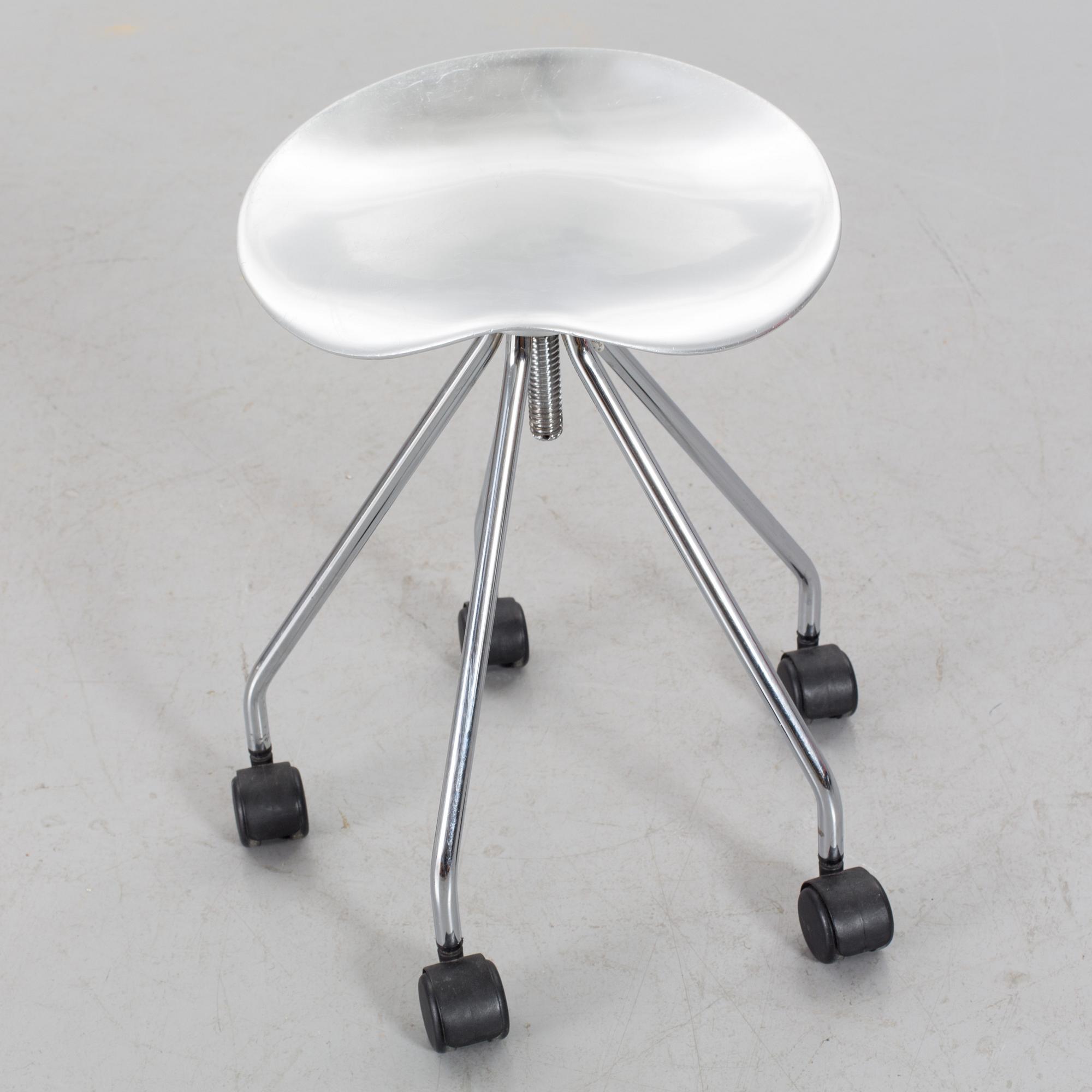 Spanish Jamaica Stool by Pepe Cortés for Amat-3. - Bukowskis