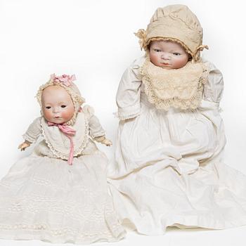 Babydockor, 2 st, Tyskland 1920-tal, fabrikat Grace S Putnam samt Louis Amberg.