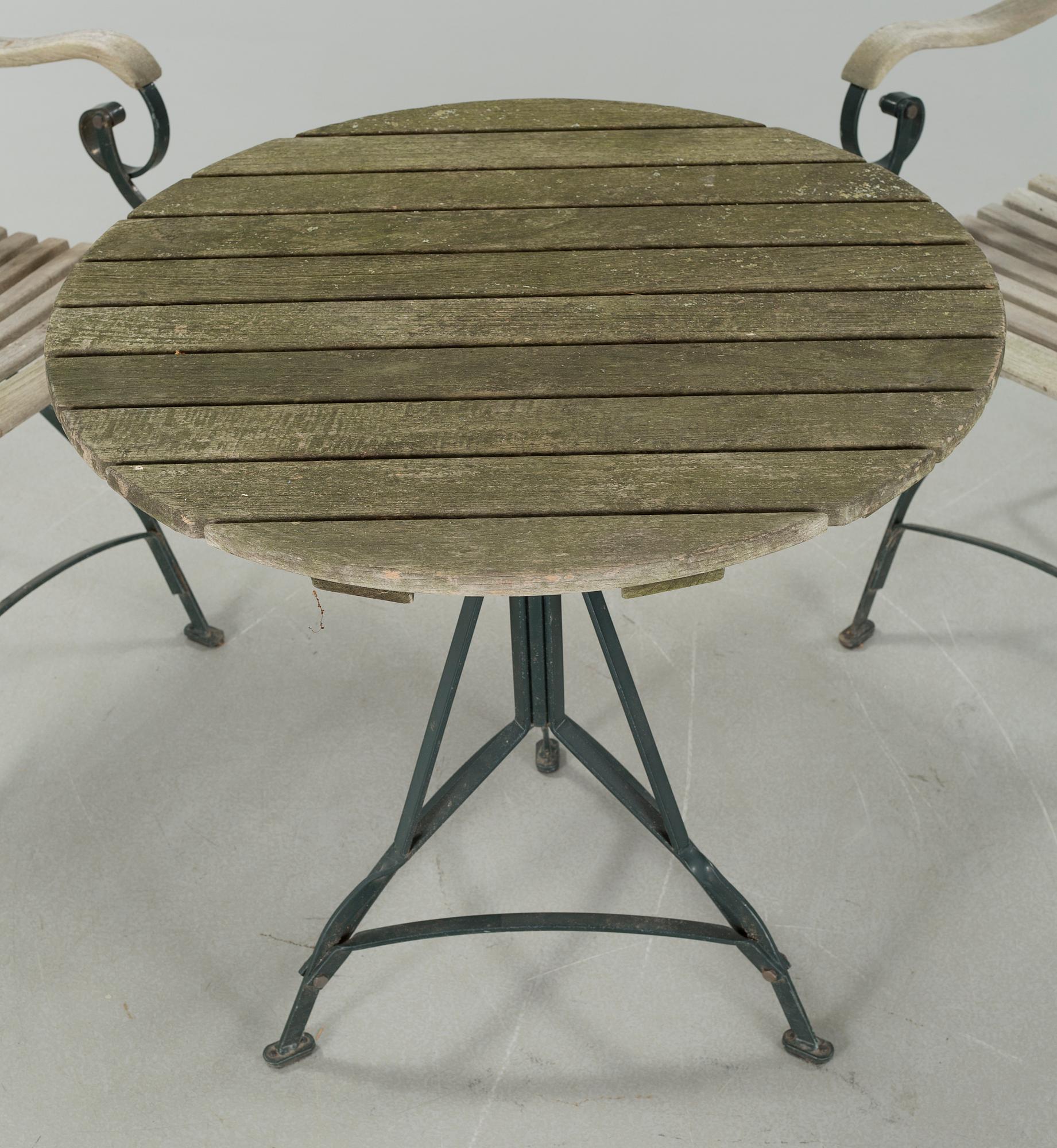 TRÄDGÅRDSGRUPP, 3 delar, 1900-talets andra hälft.