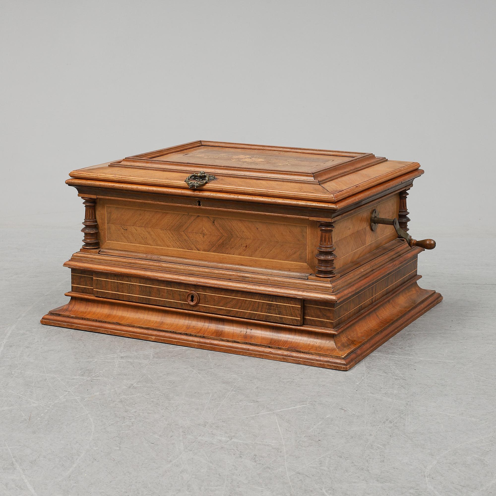 A German Symphonion music box, Jul. Heinr. Zimmermann, Leipzig, late 19th Century.