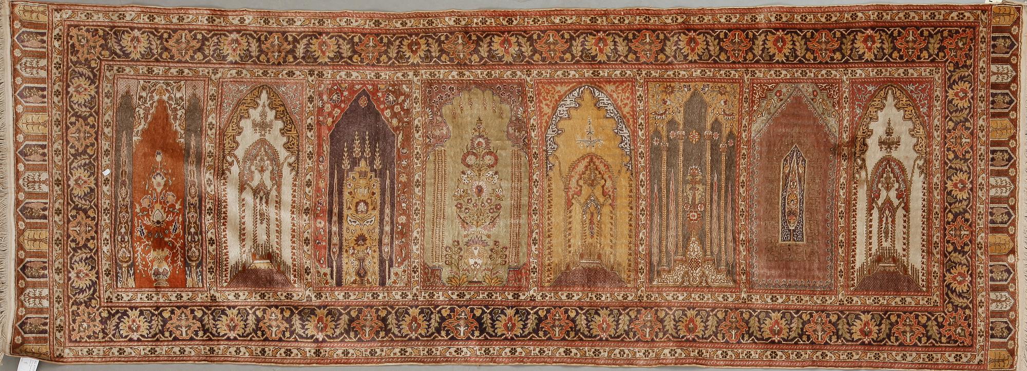 MATTA, Kayseri Saff, ca 274x100 cm.