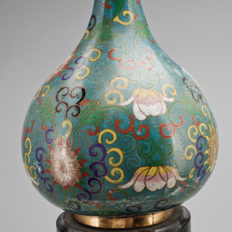 BORDSLAMPA, Cloisonné, Kina, 1900-tal.