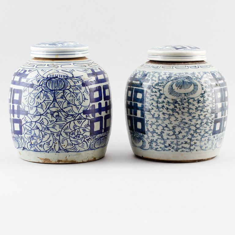 BOJANER, 2 st, porslin, Kina, 1800-/1900-tal.