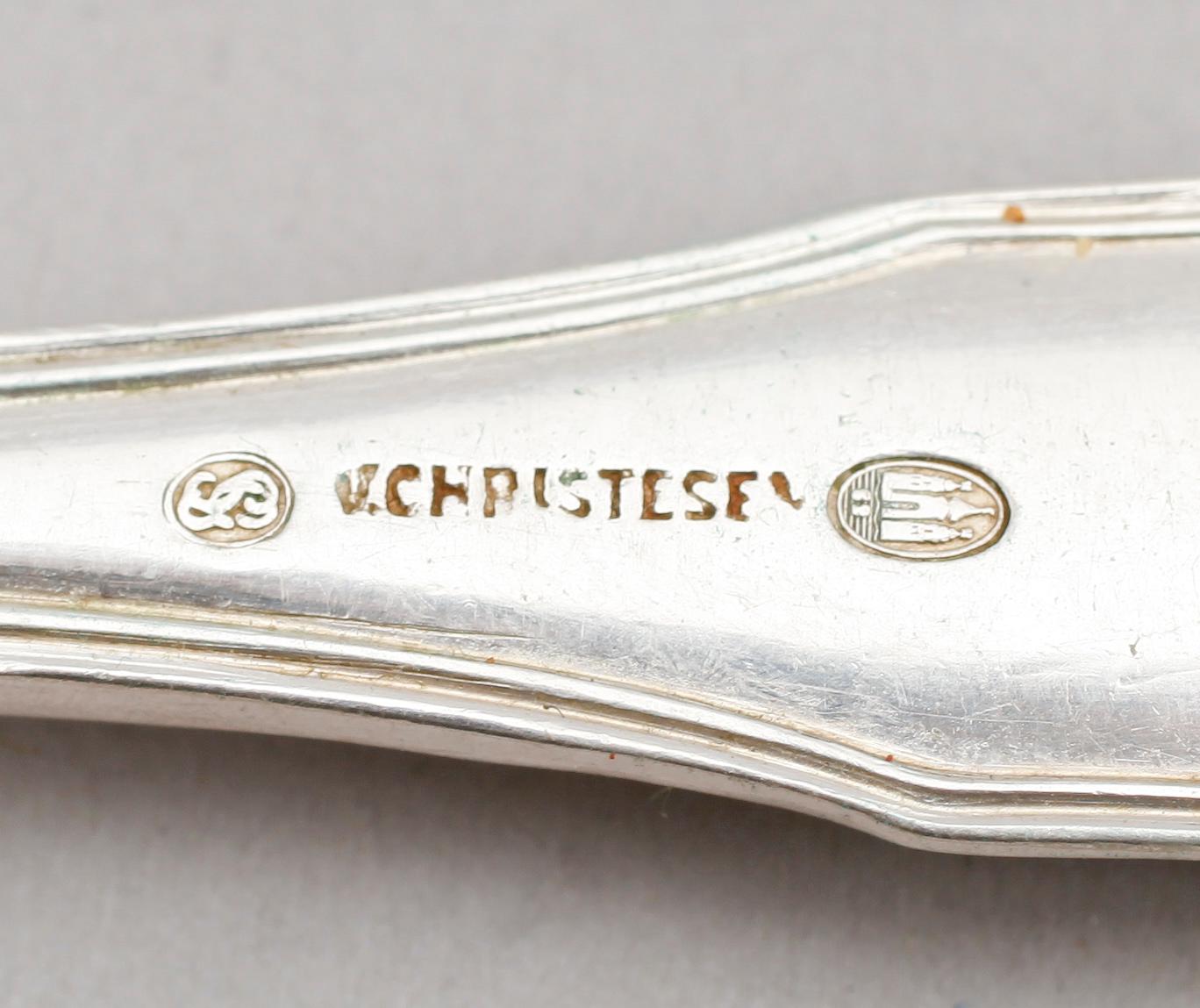 BESTICK, 33 delar, silver, K Christensen, Danmark, tidigt 1900-tal. Vikt ca 2106 g.