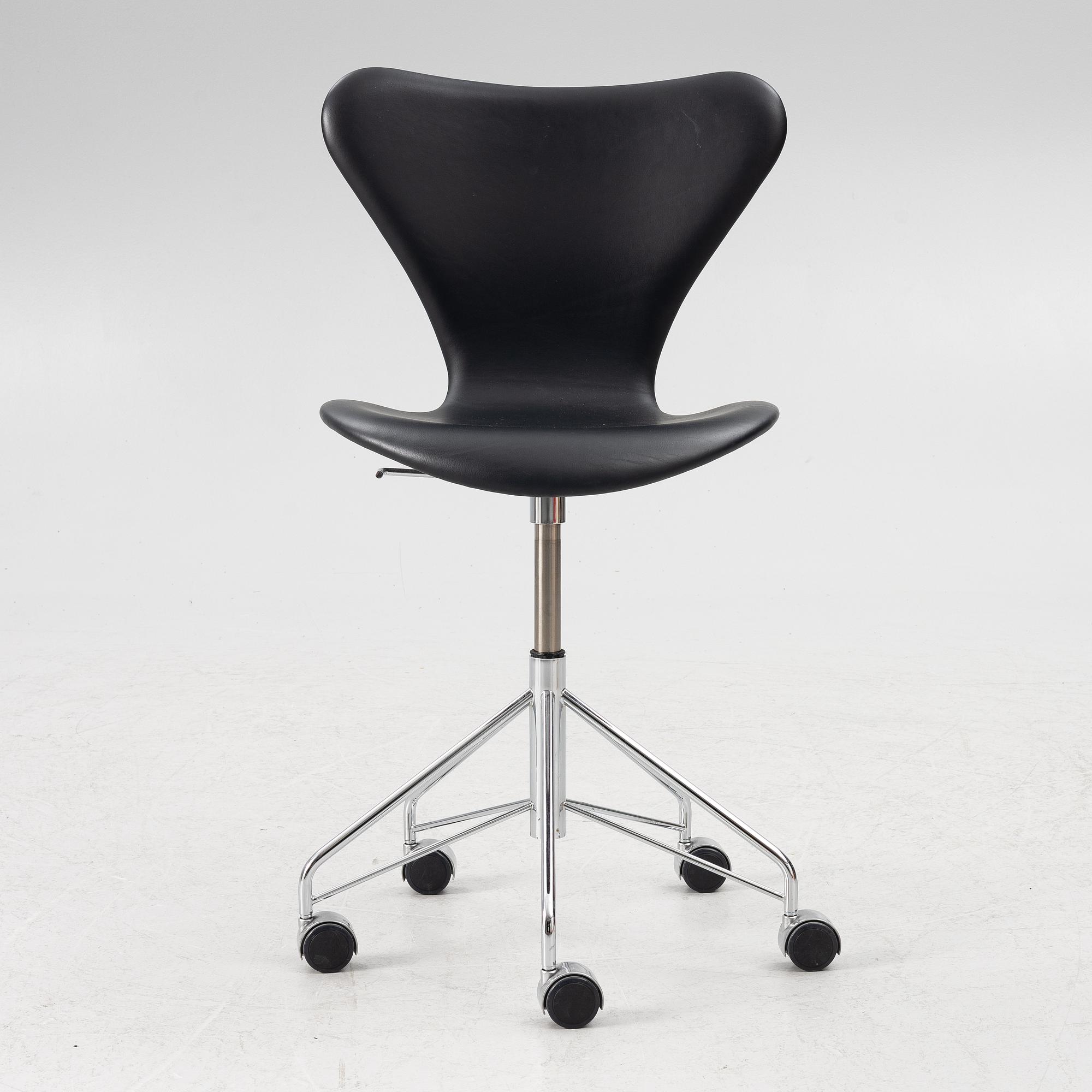 Arne Jacobsen,.