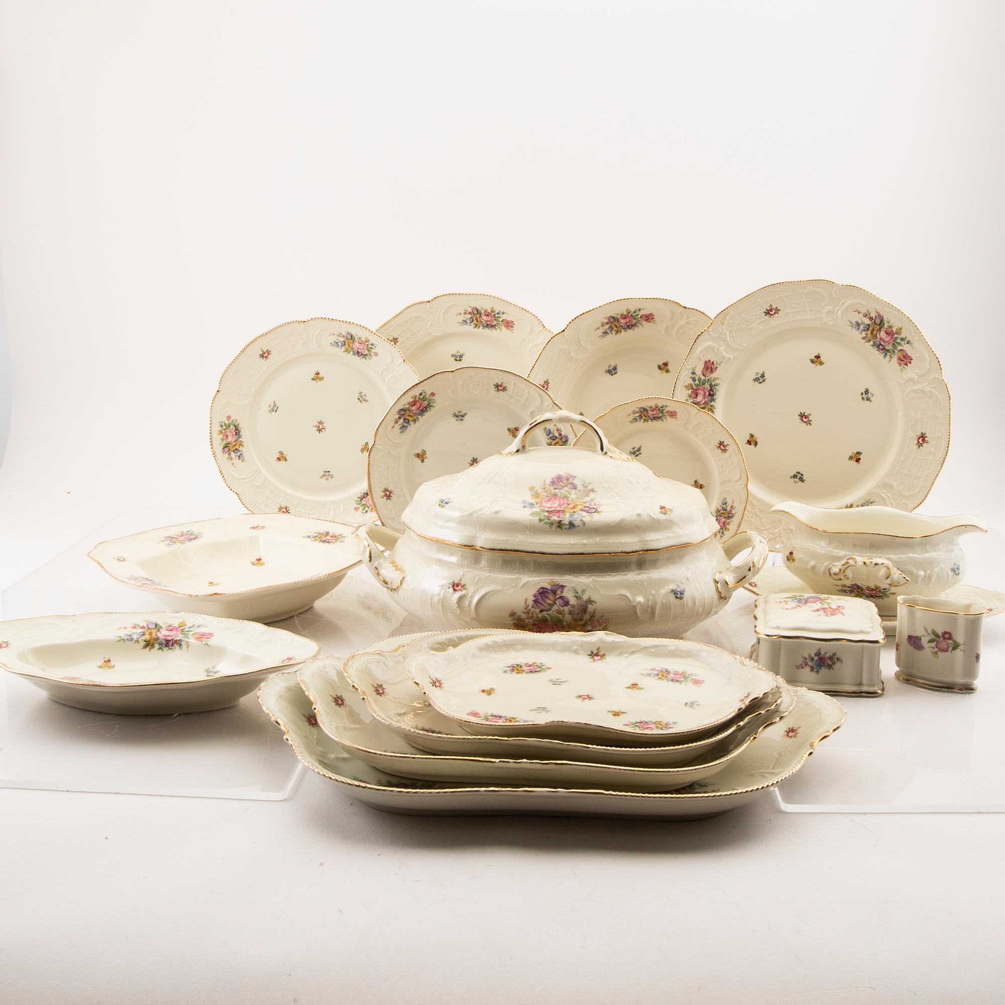 A 78 pcs dinner service Rosenthal 1940's.