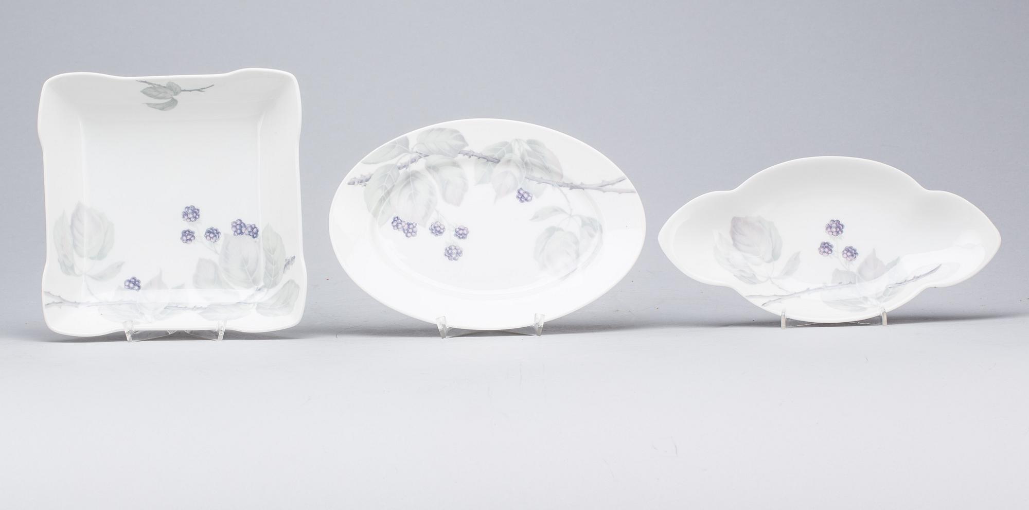 MATSERVIS, 46 delar, porslin, "Maria Björnbär", Rosenthal, Tyskland. 1900-talets andra hälft.