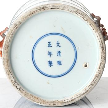 A Chinese blue and white brush pot, Qing dynasty with Yongzhengs mark.