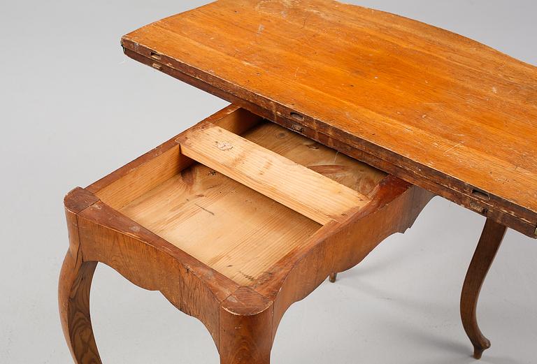 SPELBORD, nyrokoko, omkring sekelskiftet 1900.