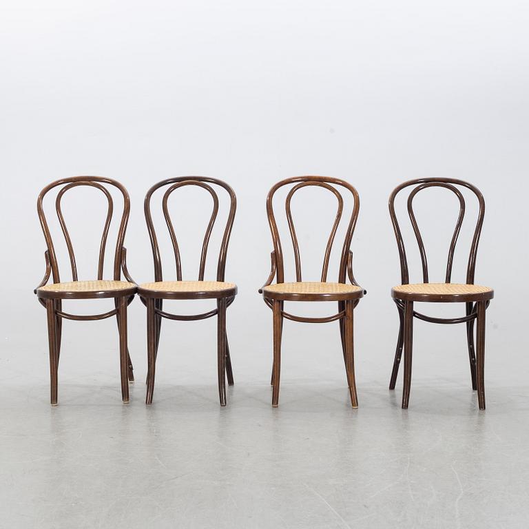 6 CHAIRS, Thonet-style, first half of the 20th century.