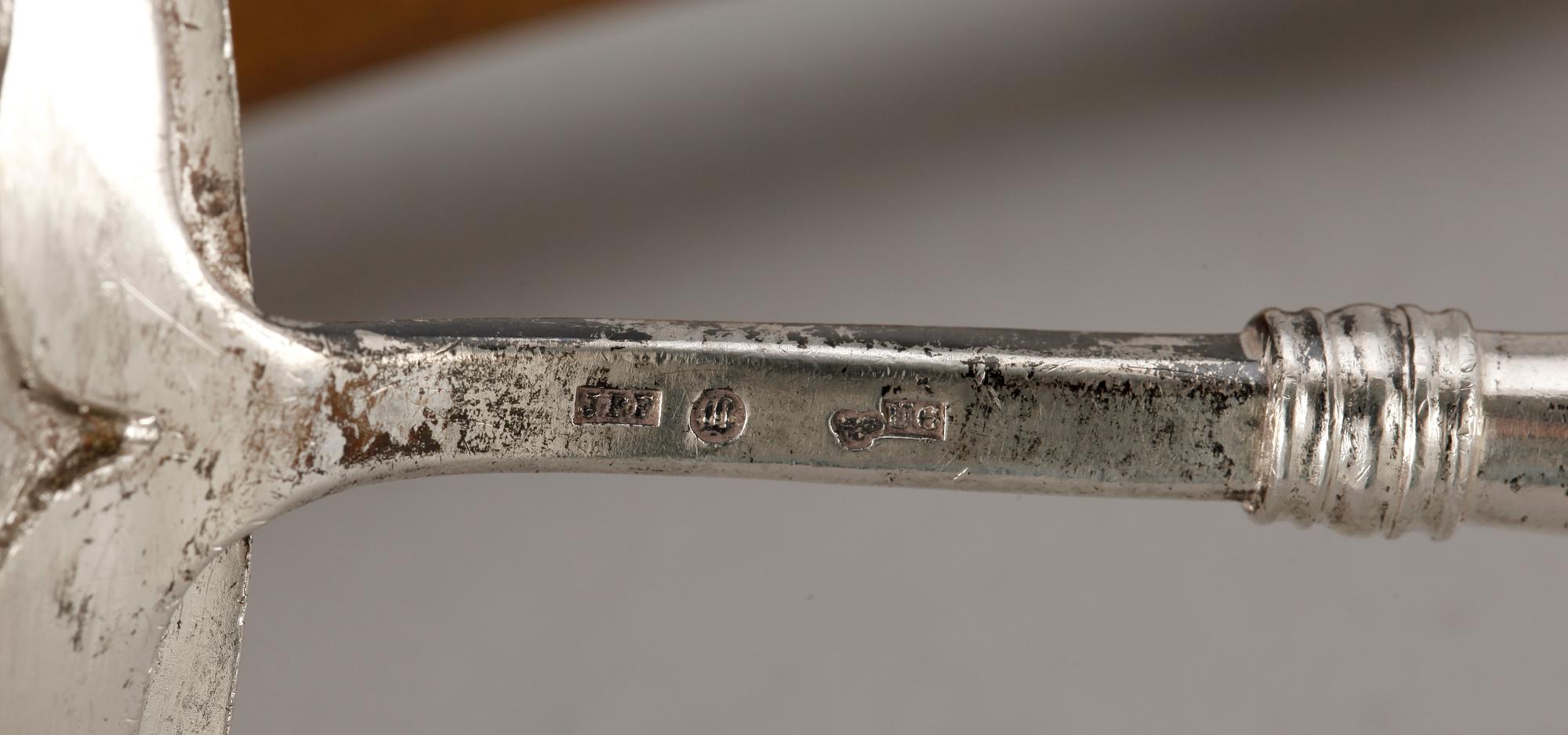 SOPPSLEVAR, 2 st, silver, bla Olof Forsberg, Luleå 1818.
