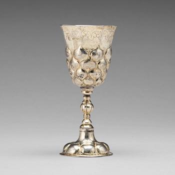 A German early 18th century silver-gilt grape-cup, mark of Carl Wilhelm Hartman, Breslau (1706-1729).