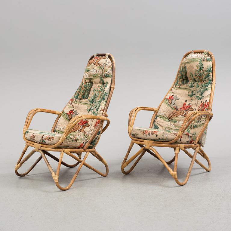 A table an a pair of easy chairs, second half of the 20th century.