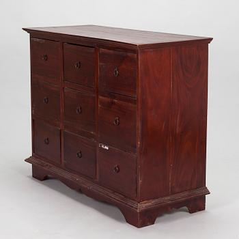 A mahogany chest of drawers, 21st century.